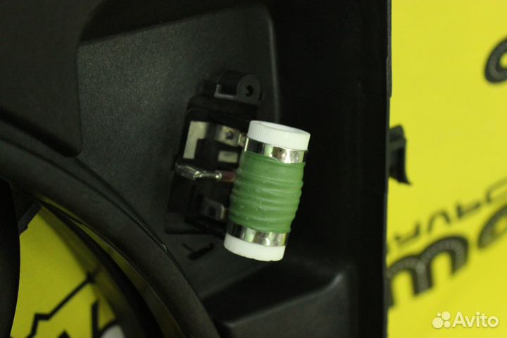 Диффузор радиатора в сборе hyundai solaris / KIA R