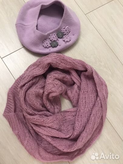 Берет и шарф