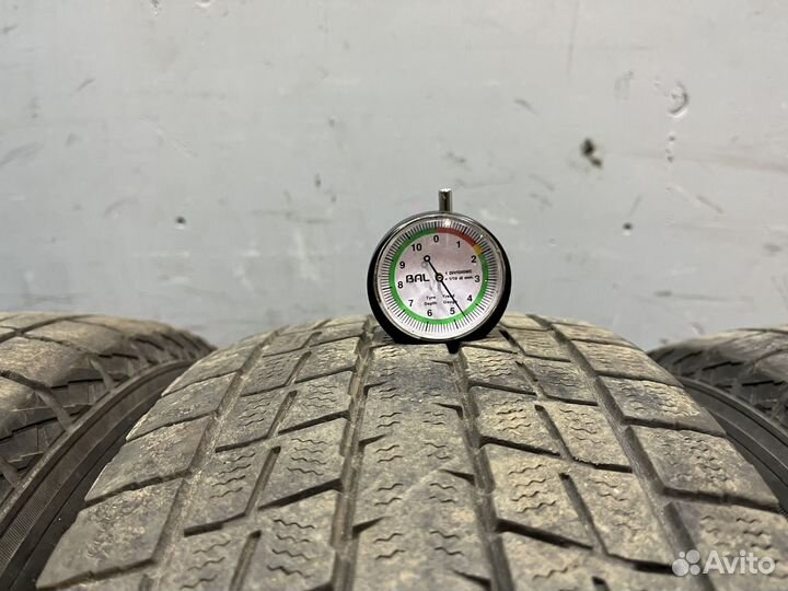 Dunlop Winter Maxx SJ8 215/70 R16 100Q