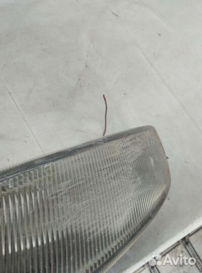 Габарит левый toyota estima R20