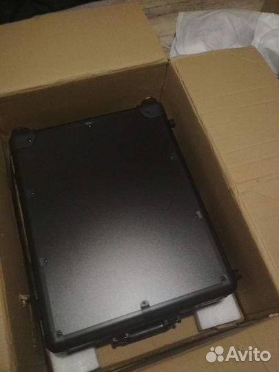 Чемодан для визажиста