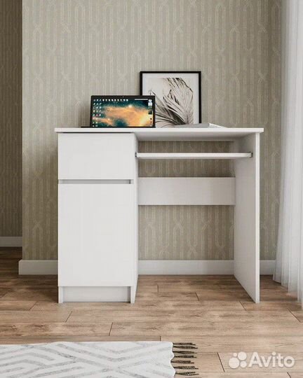 Стол письменный