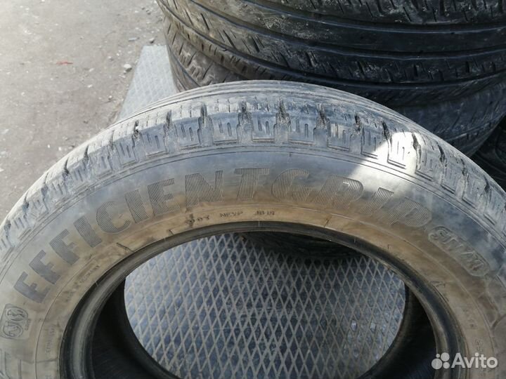 Goodyear EfficientGrip SUV 4x4 255/60 R18