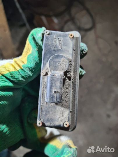 Кнопка открывания багажника Ford Focus 2 kkda 2008