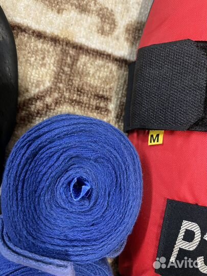 Защита голени и перчатки