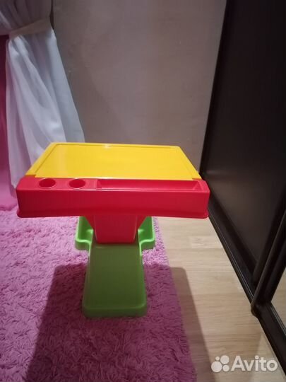 Детская парта
