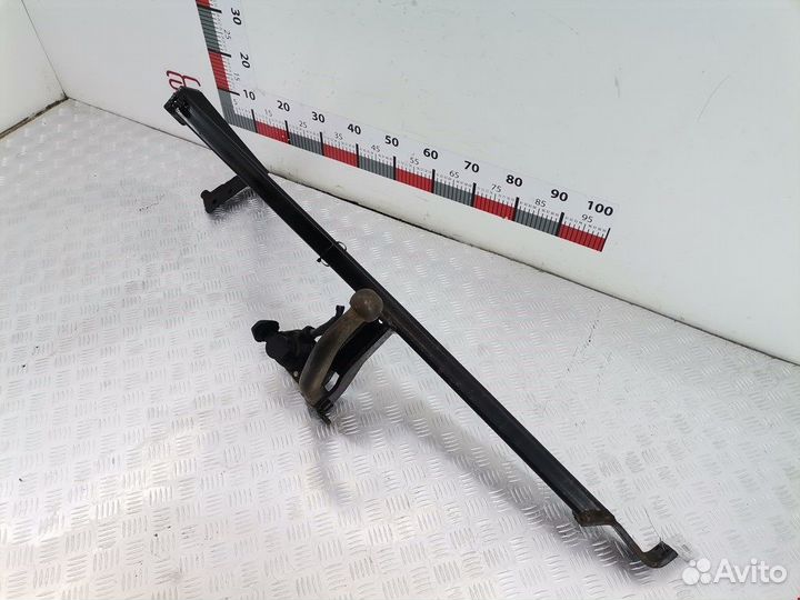 Фаркоп (прицепное устройство) для Ford Focus 1