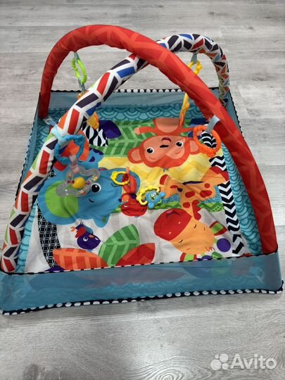Развивающий коврик детский с игрушками