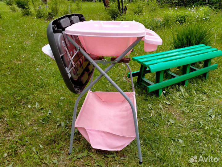 Пеленальный столик с ванночкой