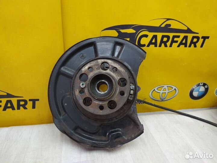 Кулак задний правый Mercedes-Benz E W211 M113 2003