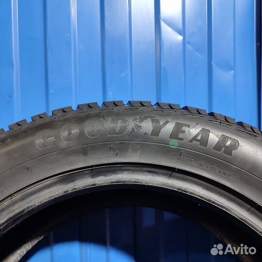 Goodyear UltraGrip Ice 2 235/55 R18