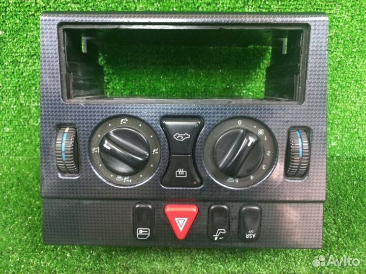 Блок управления климат-контролем Mercedes-Benz