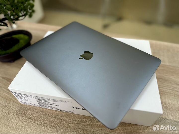 Apple MacBook air 13 2020 m1