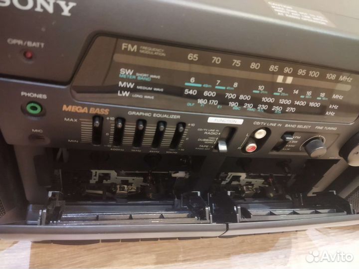 Рабочий Музыкальный центр Sony W456L в упаковке