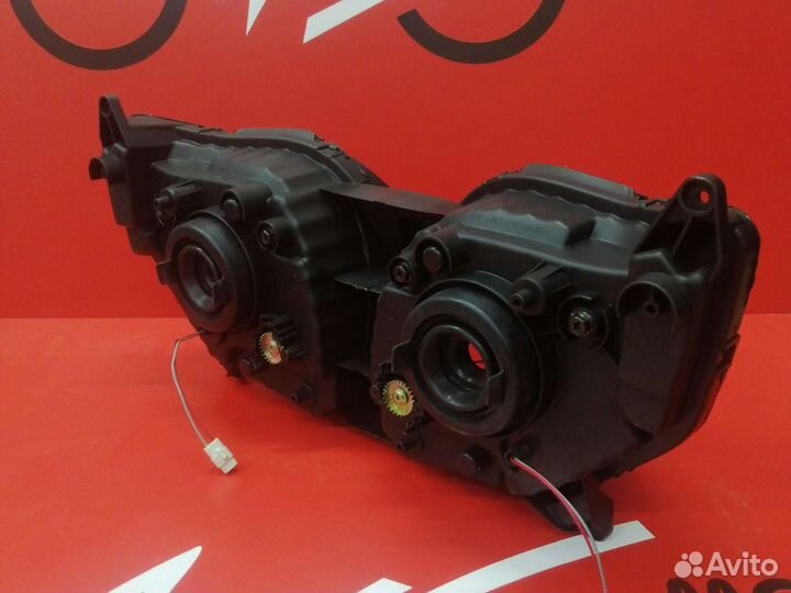 Фара Yamaha FJR 1300 13-15