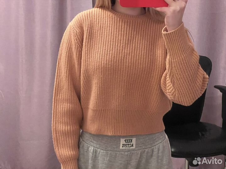 Свитер женский