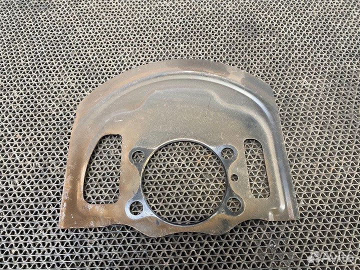 Защита ступицы передняя правая Nissan X-Trail T31