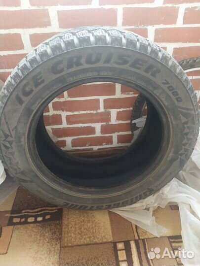 Bridgestone Ice Cruiser 7000 255/55 R18