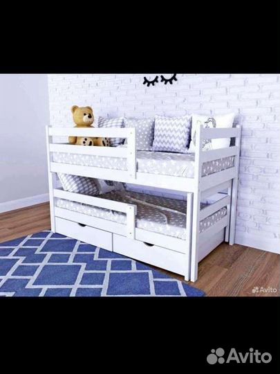 Детская выкатная кровать из натурального дерева