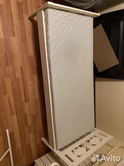 Детская кровать IKEA с матрасом