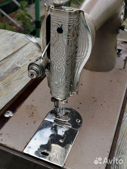 Швейная машинка