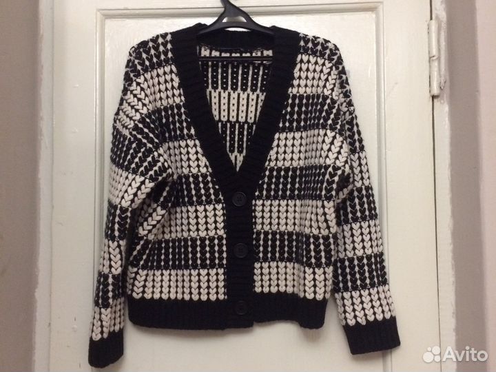 Кардиган с сердечками