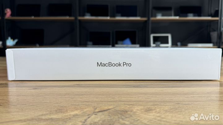 Новый MacBook Pro 16 M1 Max 32 512