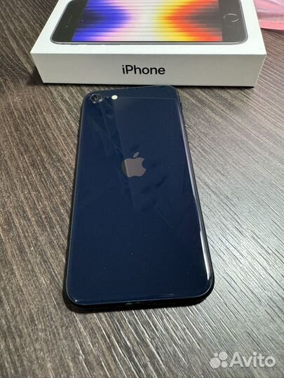 iPhone SE (2022), 64 ГБ