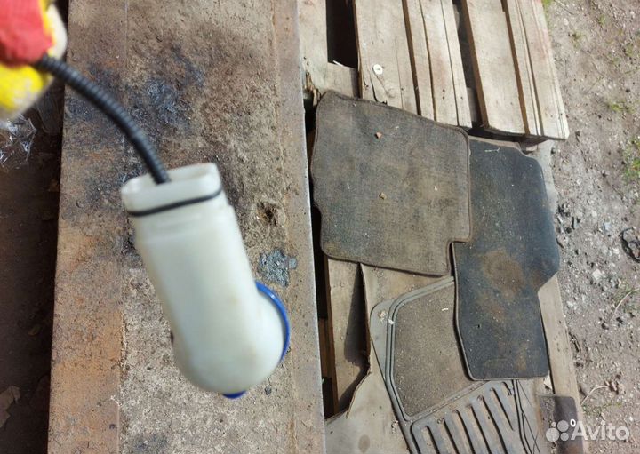 Крышка бочка омывателя Хонда Цивик 5Д