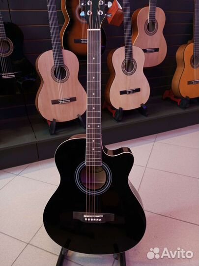 Электро-акустическая гитара