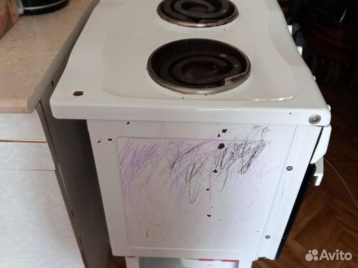 Плита электрическая, неисправна