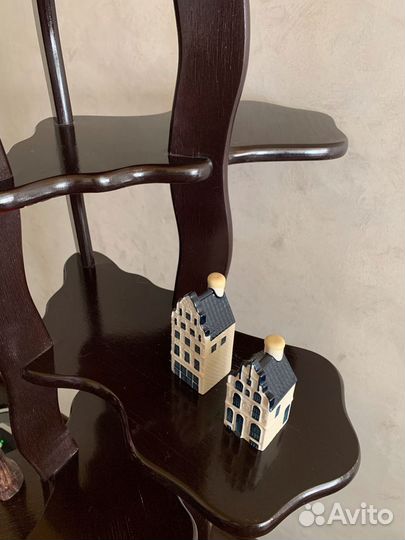 Продается полка для цветов и сувениров