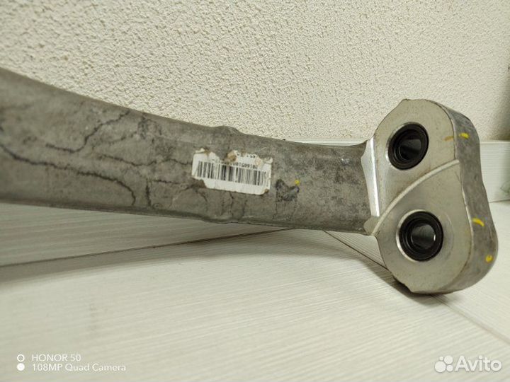 Передний поворотный кулак Genesis G90 2018-2021