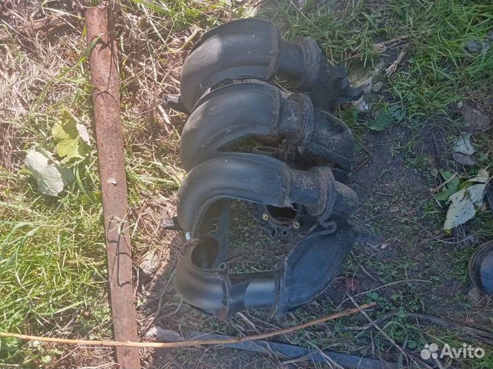 Впускной коллектор Ford Mondeo 4 1.6 Ti pnba