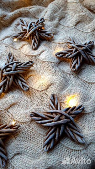 Плетеные ёлочные игрушки