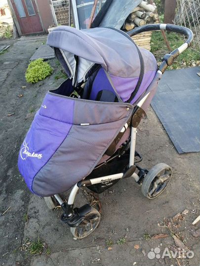 Коляска прогулочная