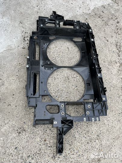 Рамка радиатора Infiniti Ex37 2010