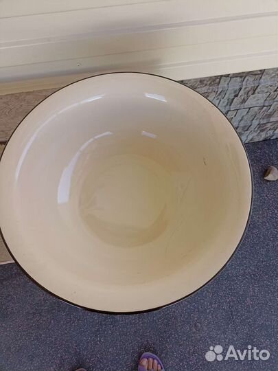 Эмалированный таз новый