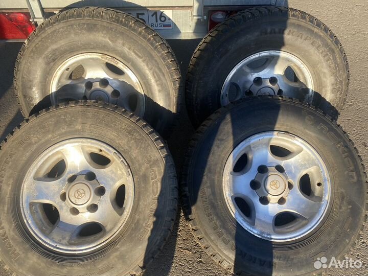 Оригинальные диски Toyota c резиной Nokian 10 lt