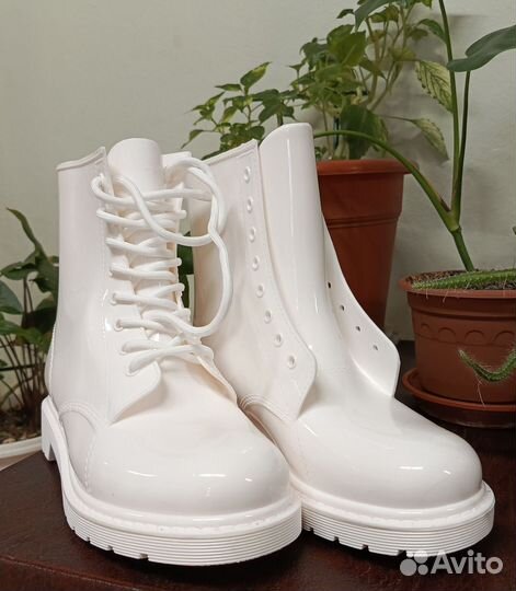 Женские резиновые сапоги