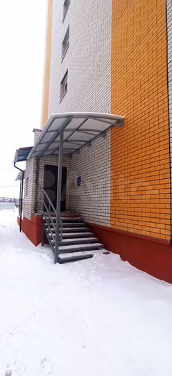 4-к. квартира, 140 м², 1/10 эт.