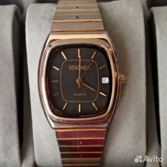 Часы sekonda