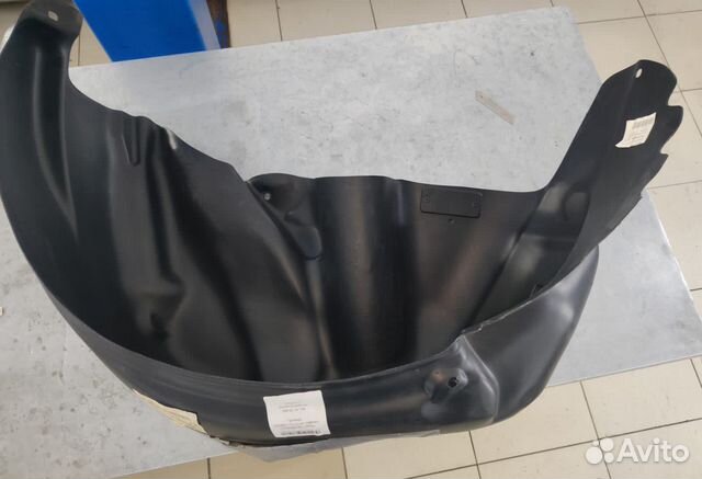 Подкрылок задний правый Renault Sandero