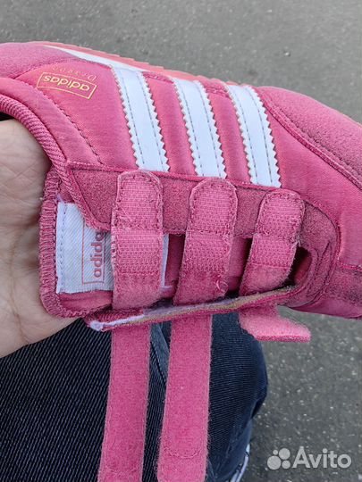 Оригинальные кроссовки adidas