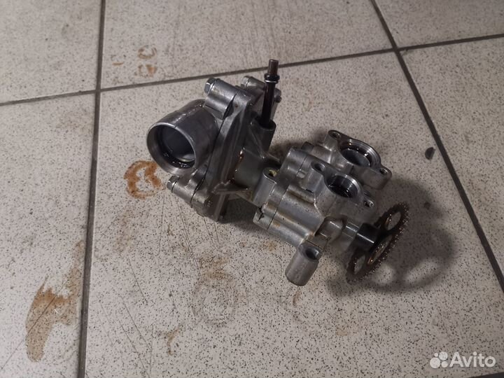 Насос масляный с помпой Yamaha FZ8