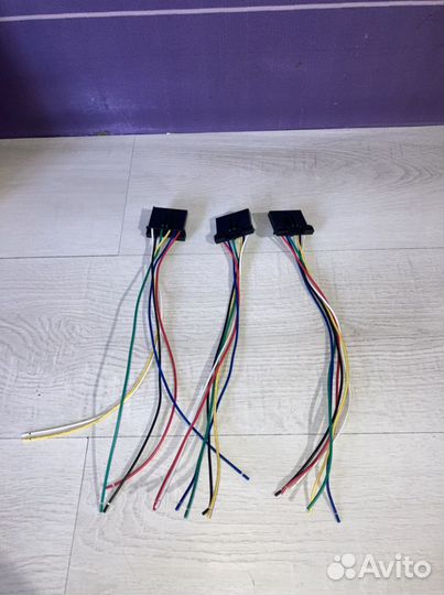 Штекр на плату заднего фоноря Форд Транзит