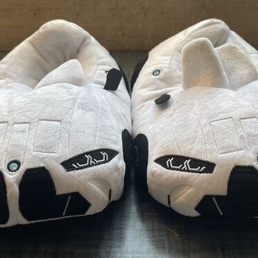 Домашние тапки BMW