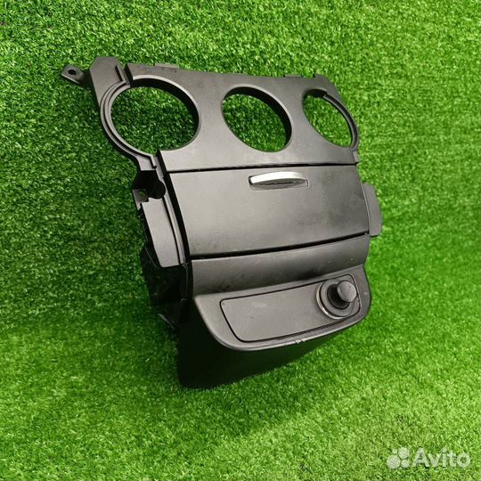 Декоративная накладка центральной консоли