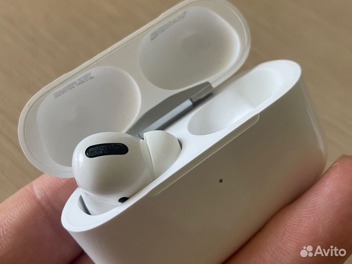Беспроводные наушники