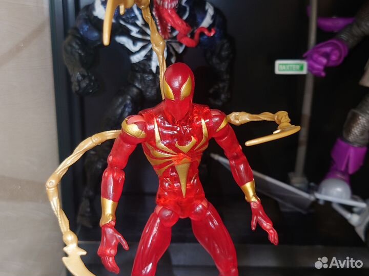 Фигурки Marvel